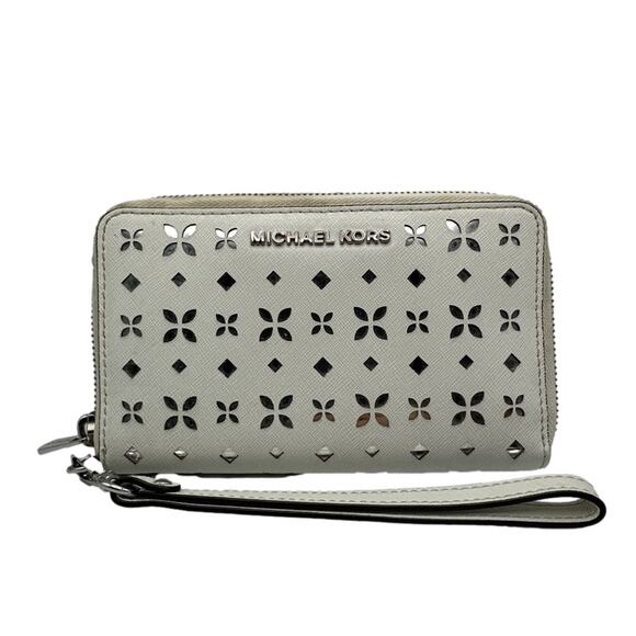 MICHAEL KORS Off white and Silver Jet Set Wallet - Picture 1 of 10